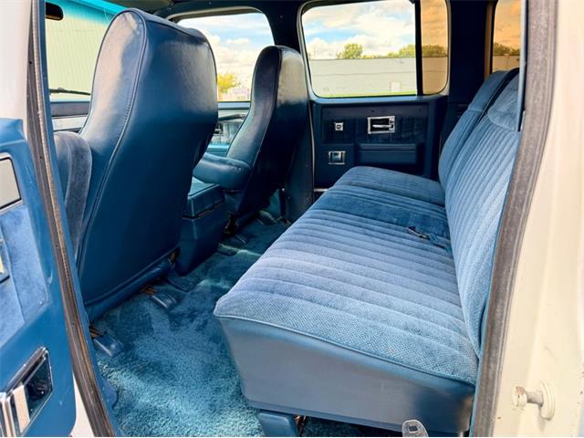 1987 GMC Suburban (CC-2108950) for sale in Fenton, Michigan