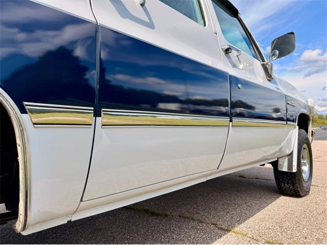 1987 GMC Suburban (CC-2108950) for sale in Fenton, Michigan