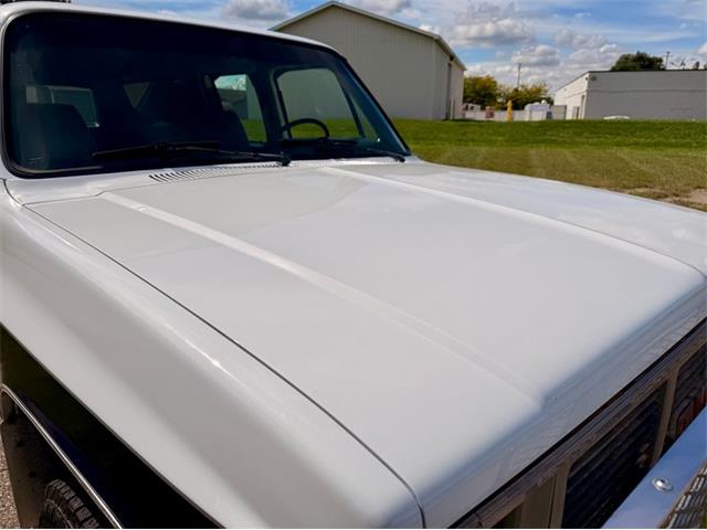 1987 GMC Suburban (CC-2108950) for sale in Fenton, Michigan