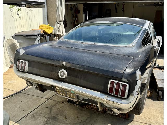 1965 Ford Mustang Fastback (CC-2108981) for sale in Torrance, California