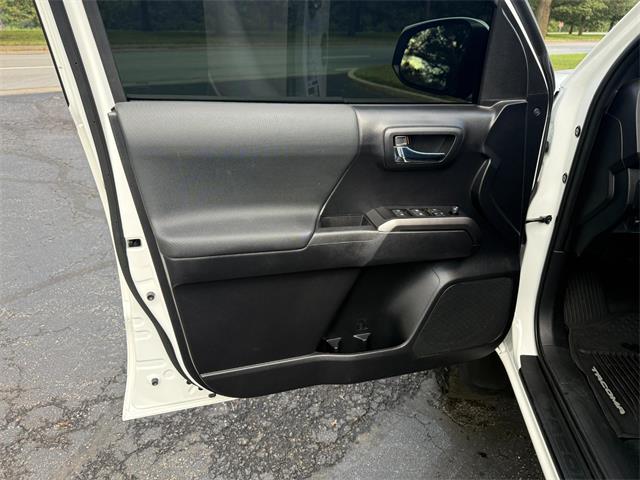 2020 Toyota Tacoma (CC-2109158) for sale in Paris , Kentucky