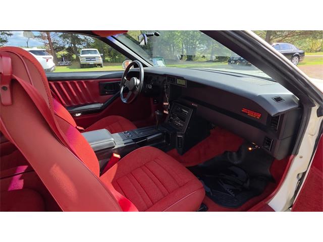1988 Chevrolet Camaro IROC-Z (CC-2109304) for sale in Waconia , Minnesota
