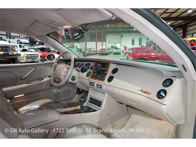 1998 Buick Riviera (CC-2109308) for sale in Kentwood, Michigan