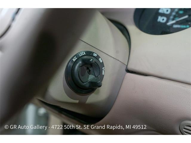 1998 Buick Riviera (CC-2109308) for sale in Kentwood, Michigan