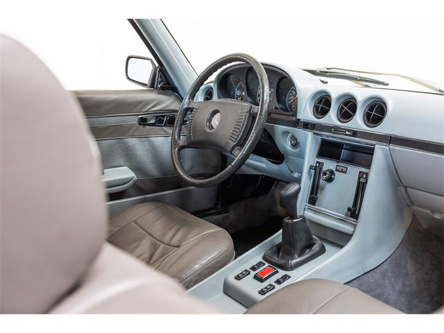 1971 Mercedes-Benz 350SLC (CC-2109330) for sale in Naarden, Noord-Holland