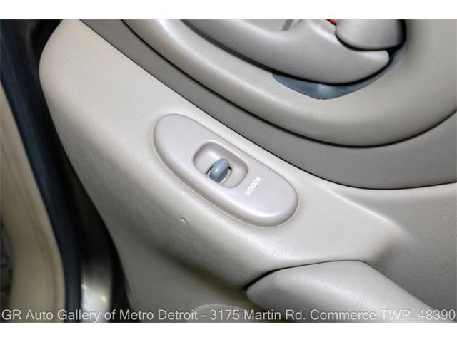 2000 Pontiac Bonneville (CC-2109368) for sale in Kentwood, Michigan