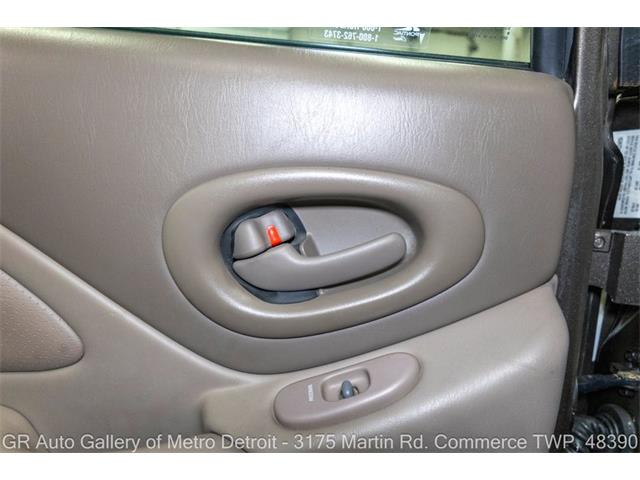 2000 Pontiac Bonneville (CC-2109368) for sale in Kentwood, Michigan
