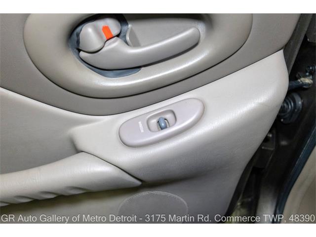 2000 Pontiac Bonneville (CC-2109368) for sale in Kentwood, Michigan