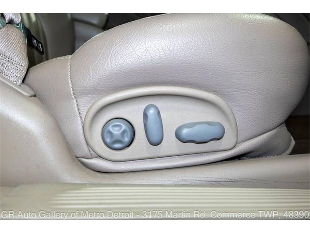 2000 Pontiac Bonneville (CC-2109368) for sale in Kentwood, Michigan