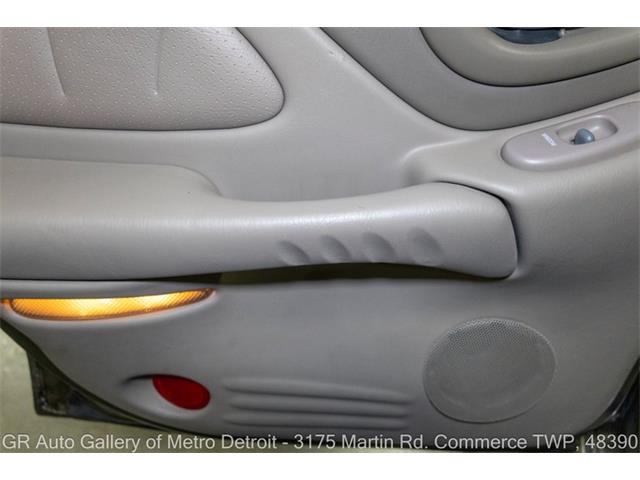 2000 Pontiac Bonneville (CC-2109368) for sale in Kentwood, Michigan