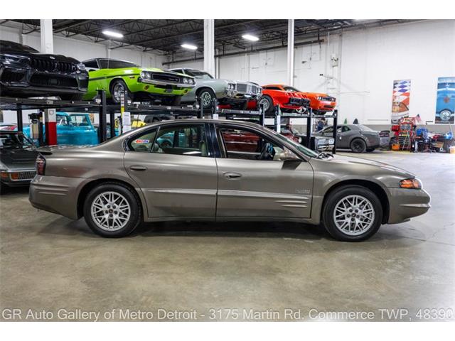 2000 Pontiac Bonneville (CC-2109368) for sale in Kentwood, Michigan