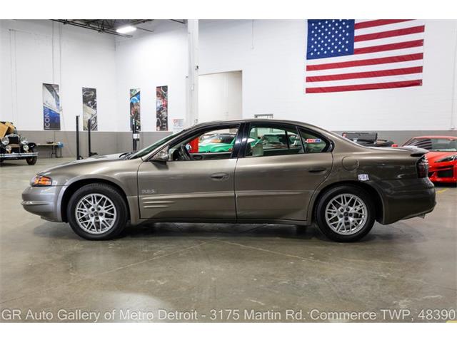 2000 Pontiac Bonneville (CC-2109368) for sale in Kentwood, Michigan