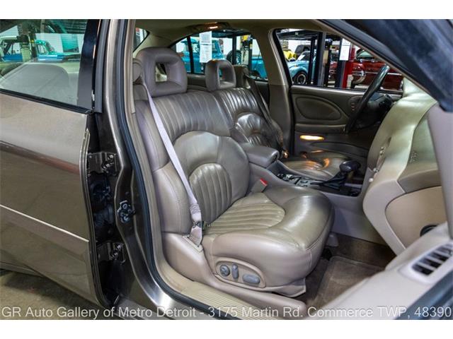 2000 Pontiac Bonneville (CC-2109368) for sale in Kentwood, Michigan
