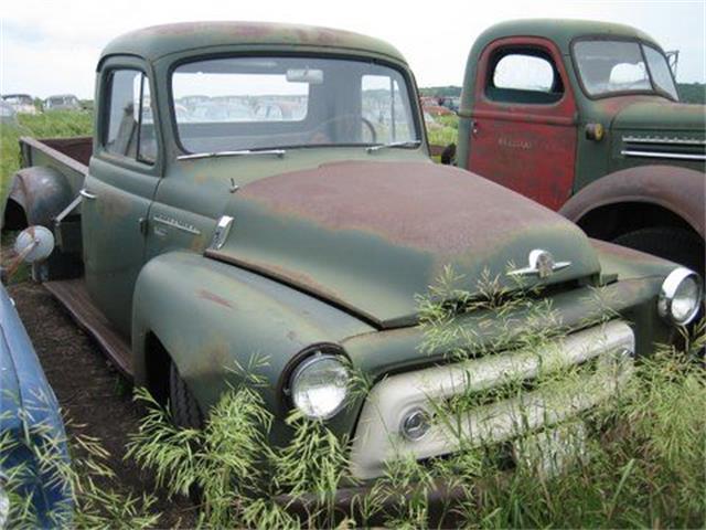 1957 International S120 (CC-2109853) for sale in Cadillac, Michigan