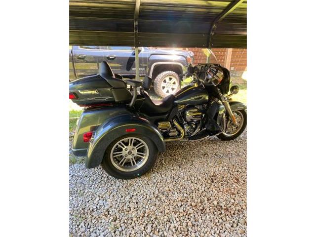 2015 Harley-Davidson Trike (CC-2109898) for sale in Cadillac, Michigan