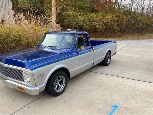 2011 Chevrolet Truck (CC-2111092) for sale in Cadillac, Michigan