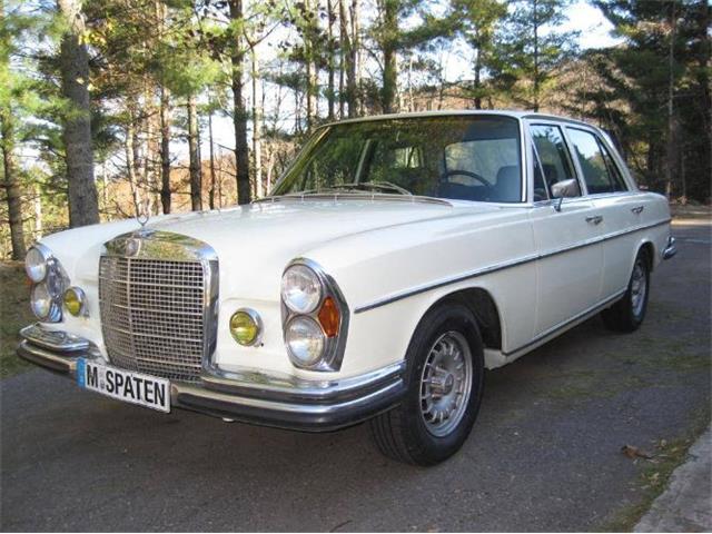 1967 Mercedes-Benz 250S (CC-2110124) for sale in Cadillac, Michigan