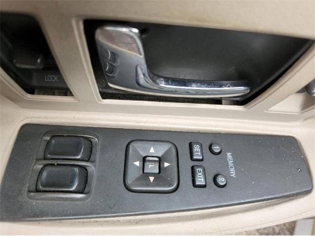 2002 Cadillac Eldorado (CC-2111241) for sale in Cadillac, Michigan