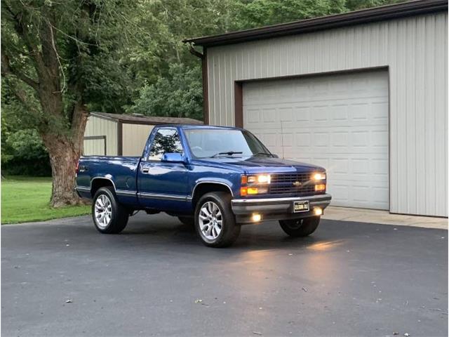 1988 Chevrolet K-1500 (CC-2111398) for sale in Cadillac, Michigan