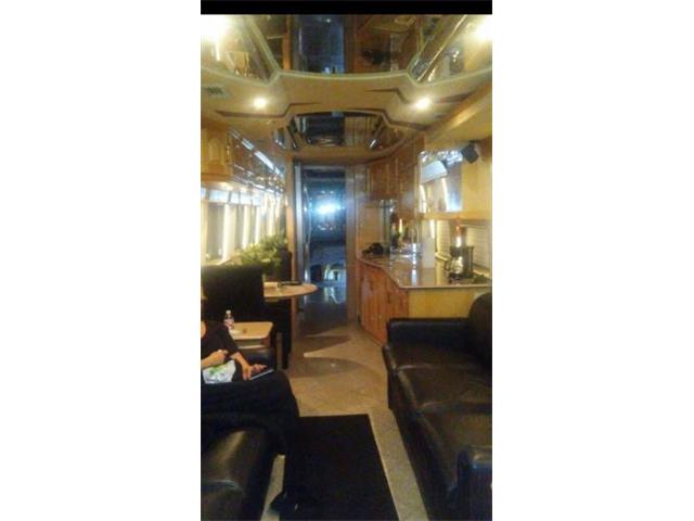 2001 Prevost Recreational Vehicle (CC-2110143) for sale in Cadillac, Michigan