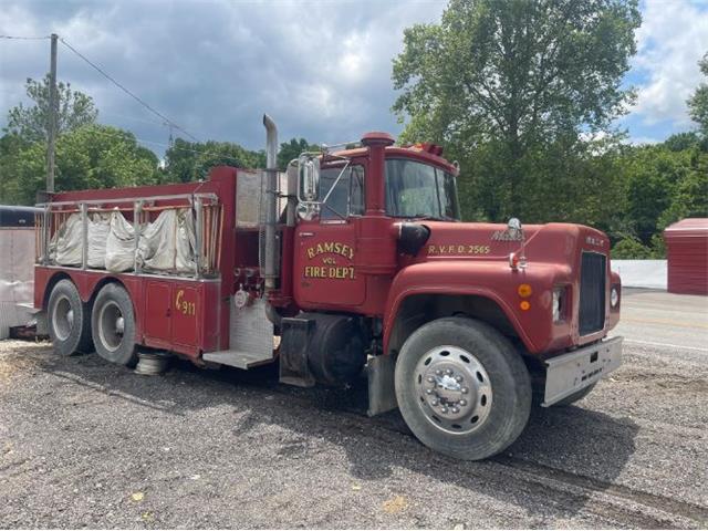 1971 Mack Truck (CC-2111446) for sale in Cadillac, Michigan