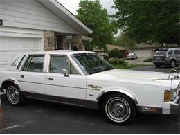 1989 Lincoln Custom (CC-2111528) for sale in Cadillac, Michigan