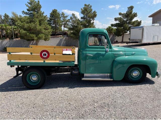 1950 International L110 (CC-2111680) for sale in Cadillac, Michigan