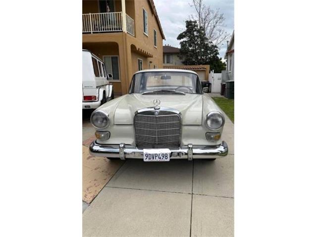 1965 Mercedes-Benz 200D (CC-2111986) for sale in Cadillac, Michigan