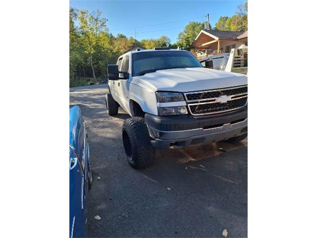 2006 Chevrolet Silverado (CC-2112013) for sale in Cadillac, Michigan