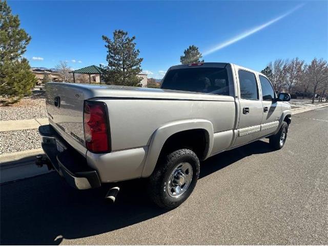 2005 Chevrolet Silverado (CC-2112065) for sale in Cadillac, Michigan