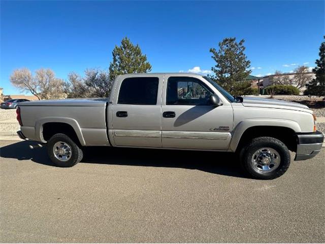 2005 Chevrolet Silverado (CC-2112065) for sale in Cadillac, Michigan