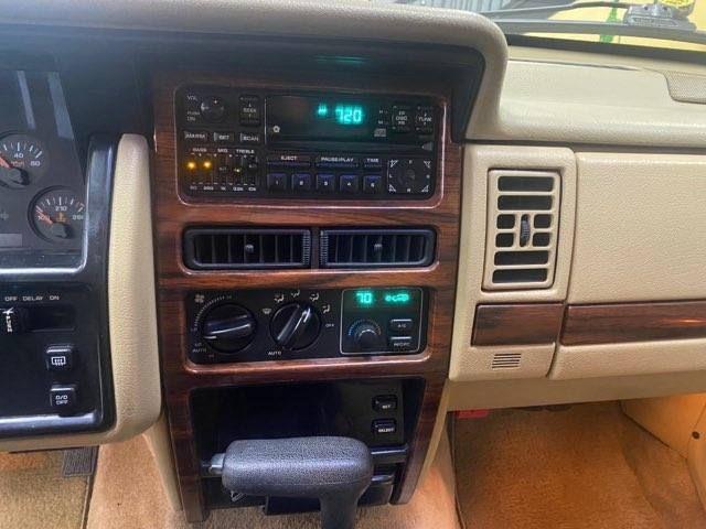 1993 Jeep Grand Wagoneer (CC-2112115) for sale in Cadillac, Michigan