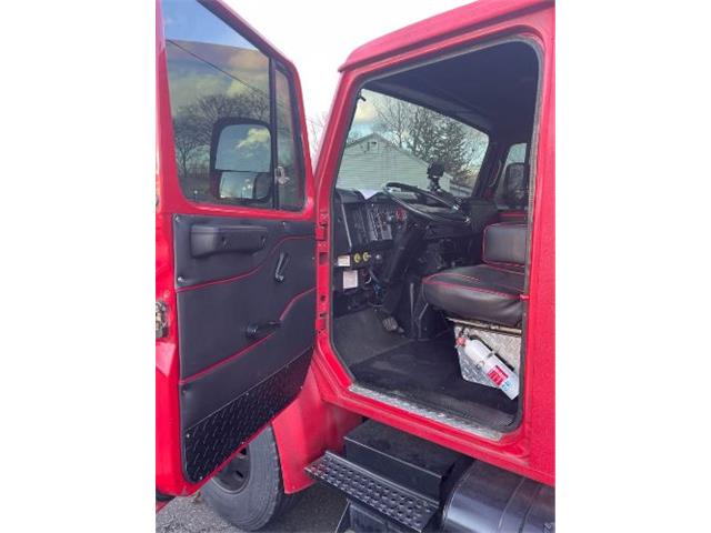 1999 International 4700 (CC-2112126) for sale in Cadillac, Michigan