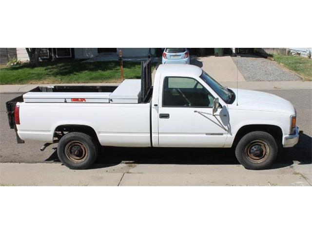2000 GMC Sierra (CC-2112320) for sale in Cadillac, Michigan