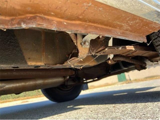 1977 Chrysler Cordoba (CC-2112378) for sale in Cadillac, Michigan