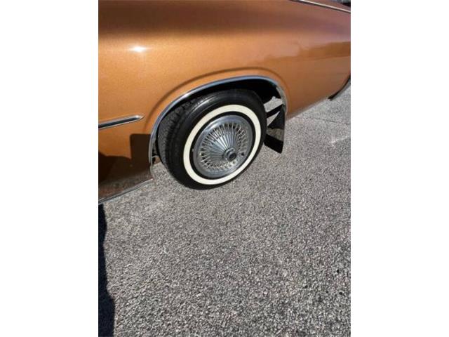 1977 Chrysler Cordoba (CC-2112378) for sale in Cadillac, Michigan