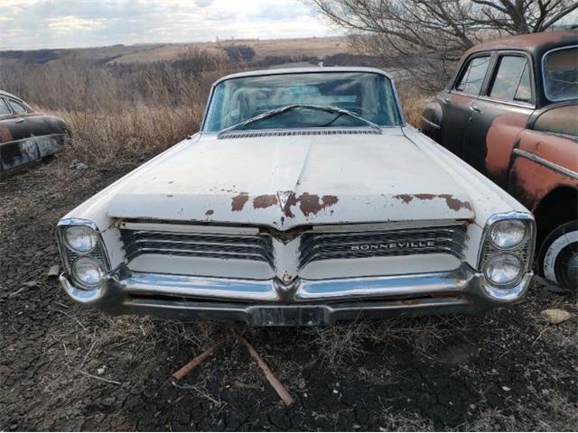 1964 Pontiac Bonneville (CC-2112487) for sale in Cadillac, Michigan
