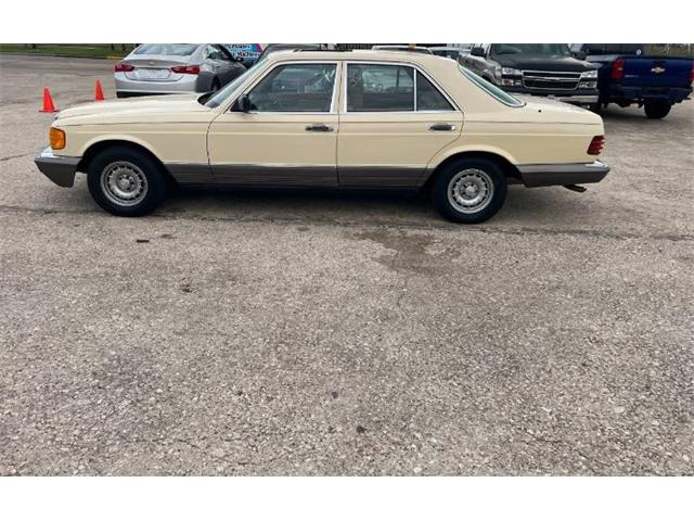 1984 Mercedes-Benz 300SE (CC-2112525) for sale in Cadillac, Michigan