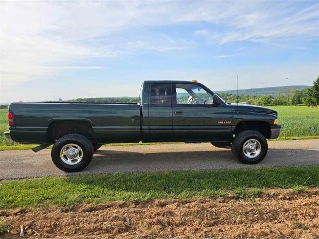 2000 Dodge 2500 (CC-2112698) for sale in Cadillac, Michigan