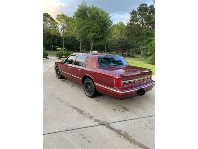 1997 Lincoln Town Car (CC-2112761) for sale in Cadillac, Michigan