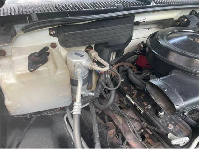 1989 Chevrolet Silverado (CC-2112811) for sale in Cadillac, Michigan