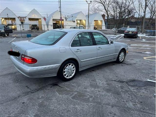 2000 Mercedes-Benz E320 (CC-2112962) for sale in Cadillac, Michigan