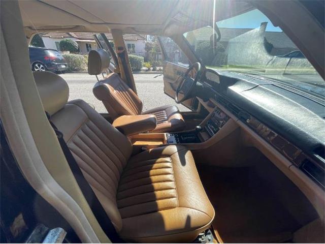 1986 Mercedes-Benz 560SEL (CC-2110298) for sale in Cadillac, Michigan