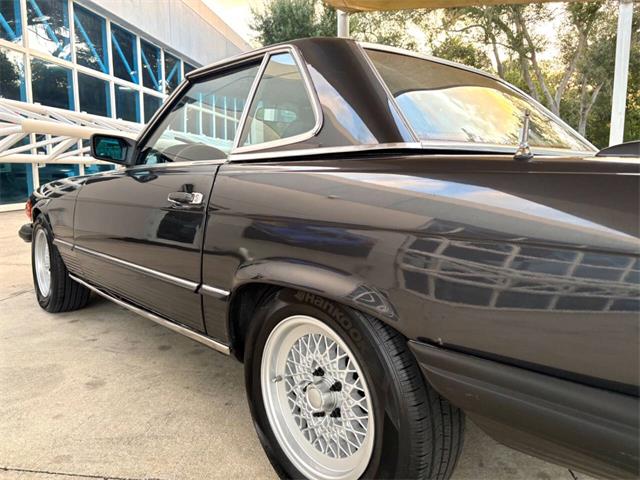 1986 Mercedes-Benz 560 (CC-2113082) for sale in Bradenton, Florida