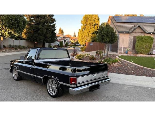 1987 Chevrolet Silverado (CC-2113161) for sale in Cadillac, Michigan