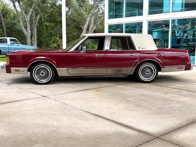1989 Lincoln Town Car (CC-2113189) for sale in Bradenton, Florida