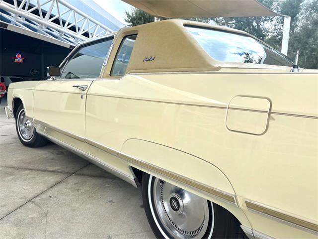 1977 Lincoln Continental (CC-2113208) for sale in Bradenton, Florida