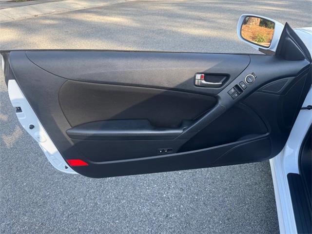 2013 Hyundai Genesis (CC-2113355) for sale in Thousand Oaks, California