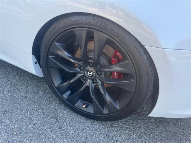 2013 Hyundai Genesis (CC-2113355) for sale in Thousand Oaks, California