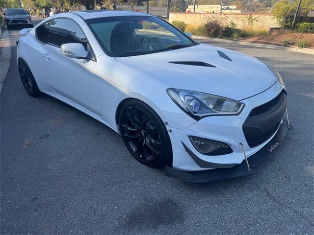 2013 Hyundai Genesis (CC-2113355) for sale in Thousand Oaks, California
